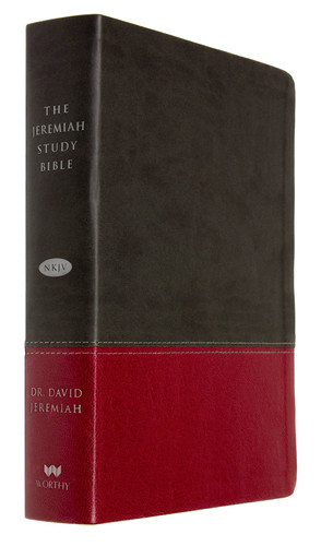 The Jeremiah Study Bible, NKJV: Charcoal/Burgundy LeatherLuxe® What It Says. What It Means. What It Means For You.
