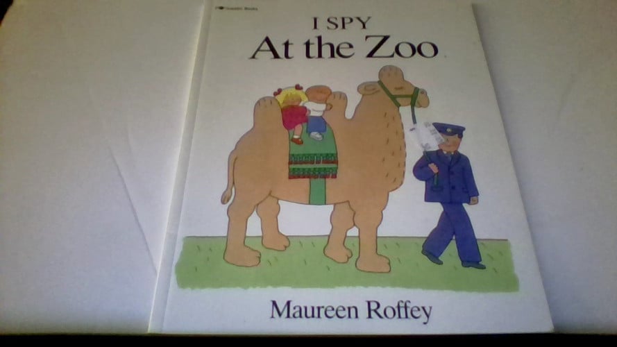 Cover of I spy at the zoo