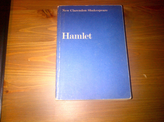 The New Clarendon Shakespeare: Hamlet (The New Clarendon Shakespeare Series)