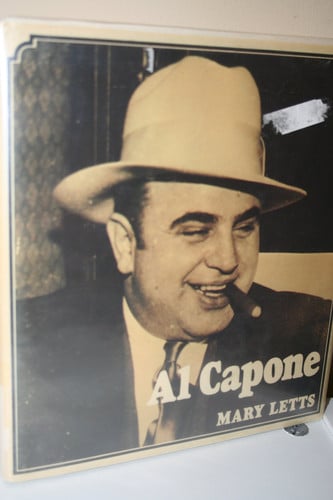 Cover of Al Capone