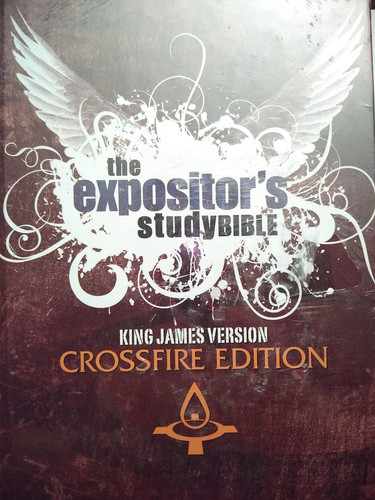 Holy Bible Containing the Old and New Testaments, Authorized King James Version The Expositor's Study Bible : Translated Out of the Original Tongues and with Previous Translations Diligently Compared and Revised