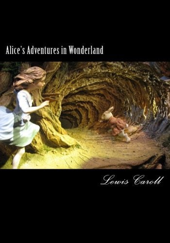 Alice's Adventures in Wonderland (Large Print Edition)