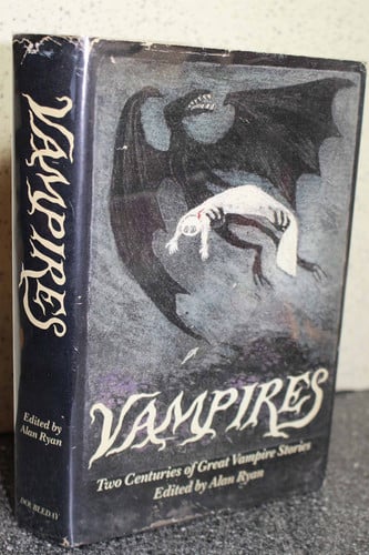 Vampires: Two Centuries of Great Vampire Stories