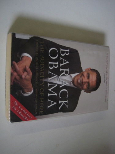 The Audacity of Hope: Thoughts on Reclaiming the American Dream (Random House Large Print)