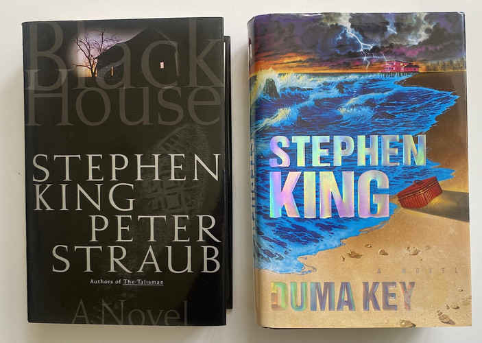 2 Stephen King Books! Xx 1) Duma Key 2) Black House
